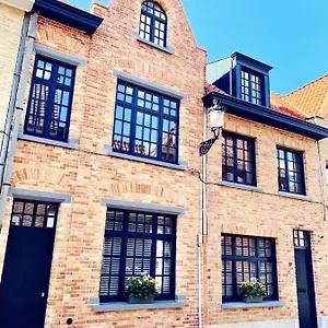 Bed & Breakfast Marie-j Of, Bruges